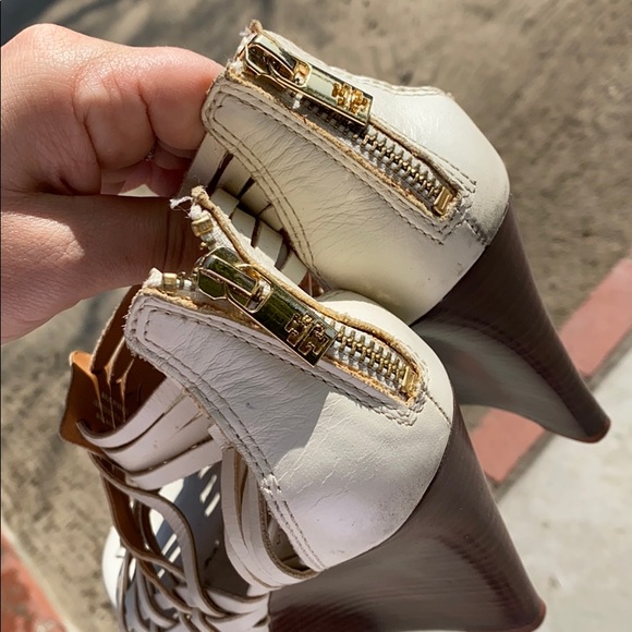 Tory Burch Tevray White Leather Huarache Wedge - Picture 3 of 3